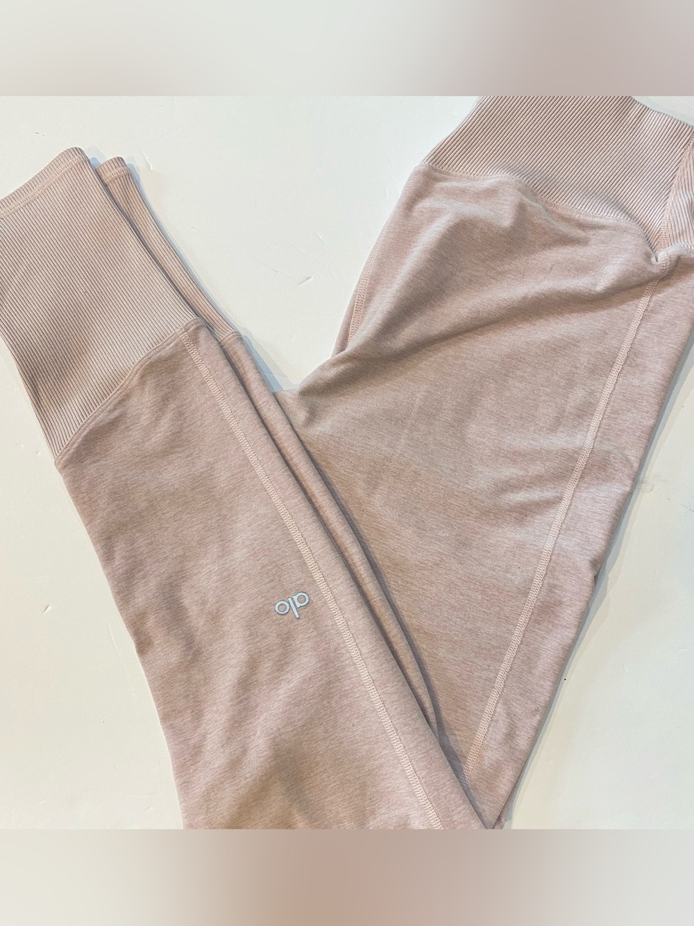 Alo Yoga High Waist Alosoft leggings- Size Large. Pink